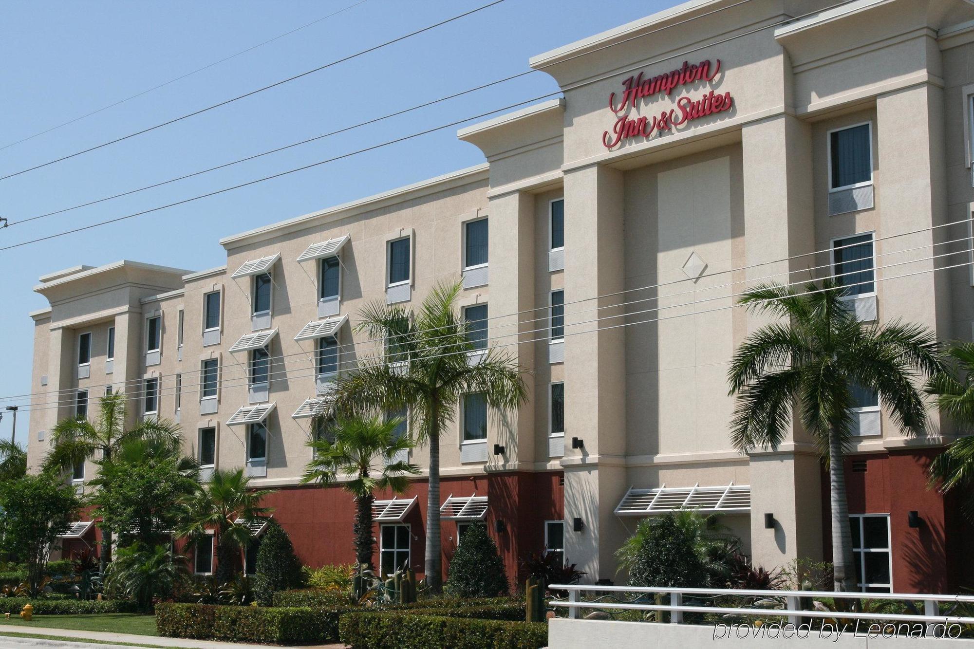 Hampton Inn & Suites Stuart-North Esterno foto